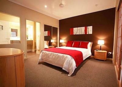 اُاکز ریزرت اند اسپا هروی ب