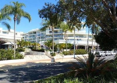 اُاکز ریزرت اند اسپا هروی ب