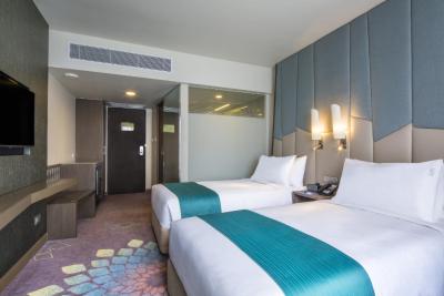 هالیدی این اکسپرس بانکوک سوخومویت 11