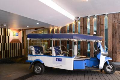 هالیدی این اکسپرس بانکوک سوخومویت 11