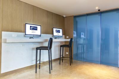 هالیدی این اکسپرس بانکوک سوخومویت 11