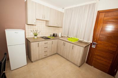 کریستالو اپارتمنتز