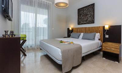 اُنا وال رمانو گولف اند ریزرت