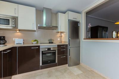 اُنا وال رمانو گولف اند ریزرت