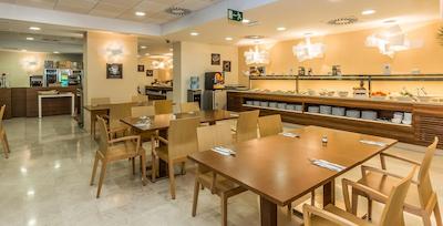 اُنا وال رمانو گولف اند ریزرت