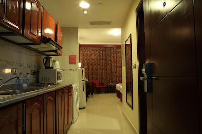 هتل آپارتمان رامی رز