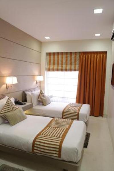 هتل اومید رزیدنسی