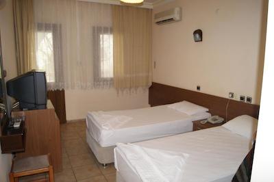 گومبت انیل بیچ