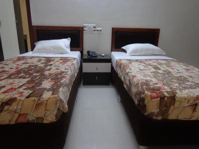 هتل آر کی پالاس