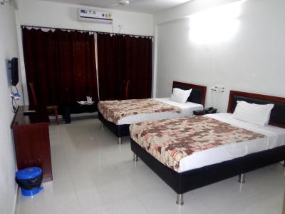 هتل آر کی پالاس