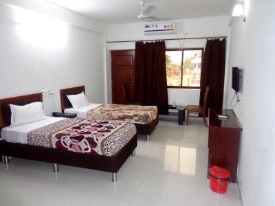 هتل آر کی پالاس