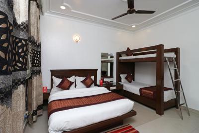 هتل کومار پالاس