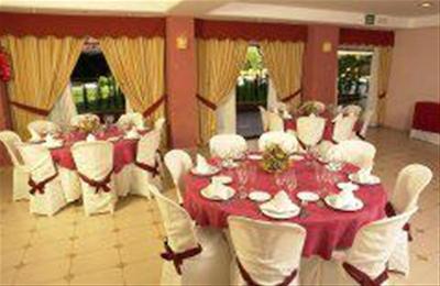 اپارتامنتز بونسُل