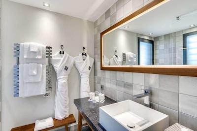 کوب هتل ساینت-ترپز