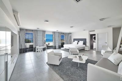 کوب هتل ساینت-ترپز