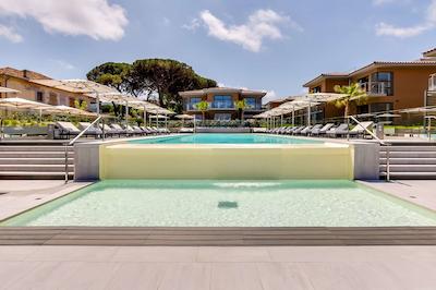 کوب هتل ساینت-ترپز