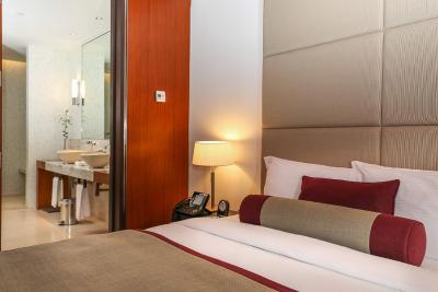 اوریکس ایرپورت هتل