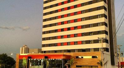 بوسینز پریم هتل