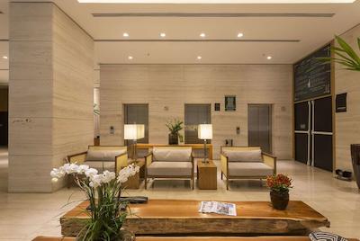 هیلتون گاردن این بلو هریزنت