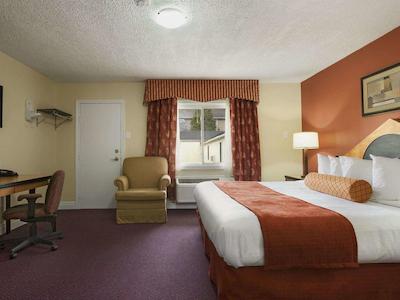 هوارد جهنسُن اُرانجویل