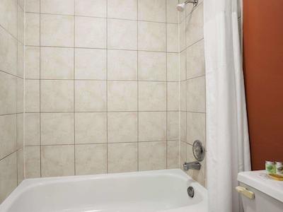 هوارد جهنسُن اُرانجویل