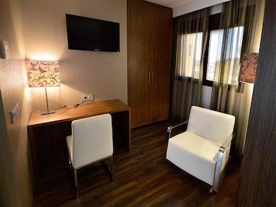 گران هتل بتنیکز