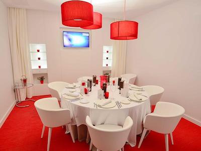 گران هتل بتنیکز