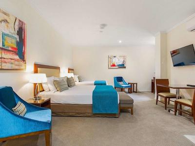 کوالیتی هتل رجنت رکهامپتون