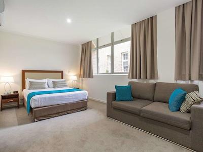 کوالیتی هتل رجنت رکهامپتون