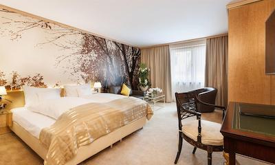 لیوینگ هتل د مدیسی