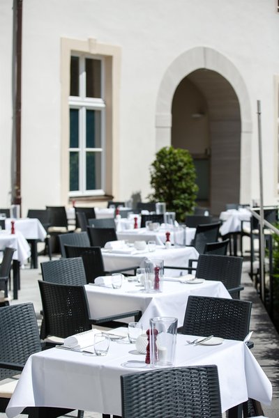 لیوینگ هتل د مدیسی