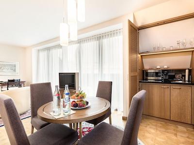 لیوینگ هتل د مدیسی