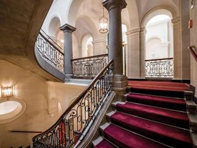 لیوینگ هتل د مدیسی