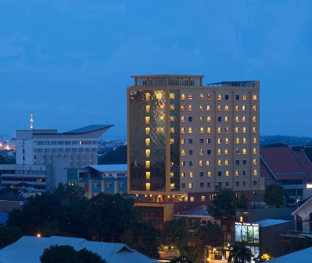 بست وسترن پلاس ماکاسار بیچ