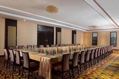 بست وسترن پلاس ماکاسار بیچ