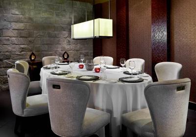 کرون پلازا دوحه وست بی