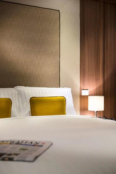 هوگومنت هتل