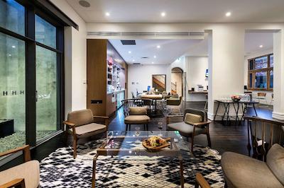 هوگومنت هتل