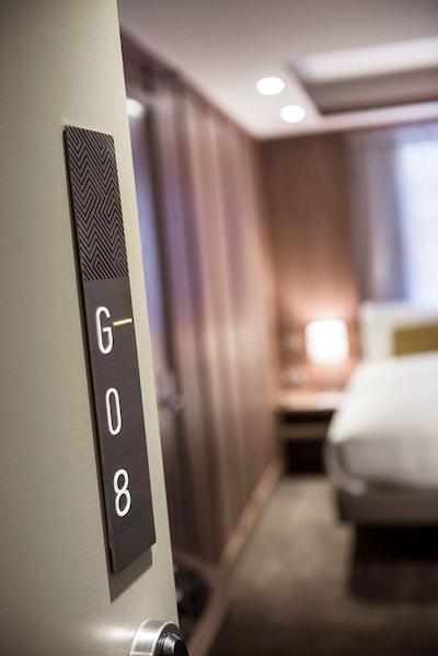 هوگومنت هتل