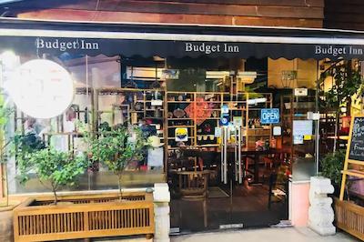 دنگبا هستل جالان آلر