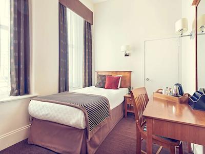 مرکور ابردین کالدنیان هتل