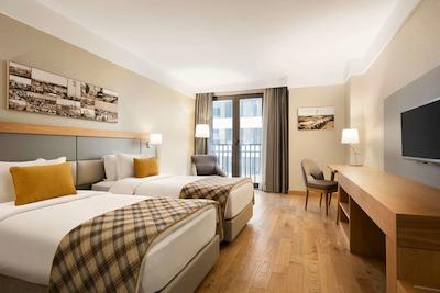 رامادا ادانا