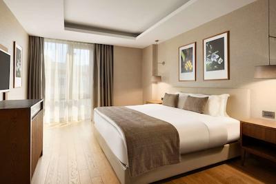 رامادا ادانا