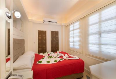 کسل بوتیک هتل