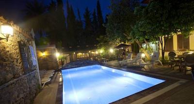 کسل بوتیک هتل