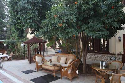 کسل بوتیک هتل