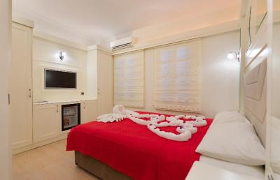 کسل بوتیک هتل