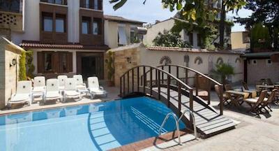 کسل بوتیک هتل