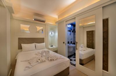 کسل بوتیک هتل