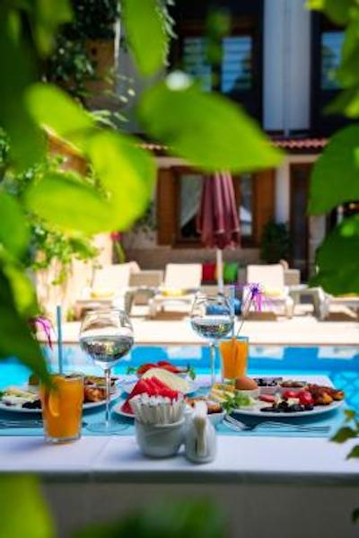 کسل بوتیک هتل